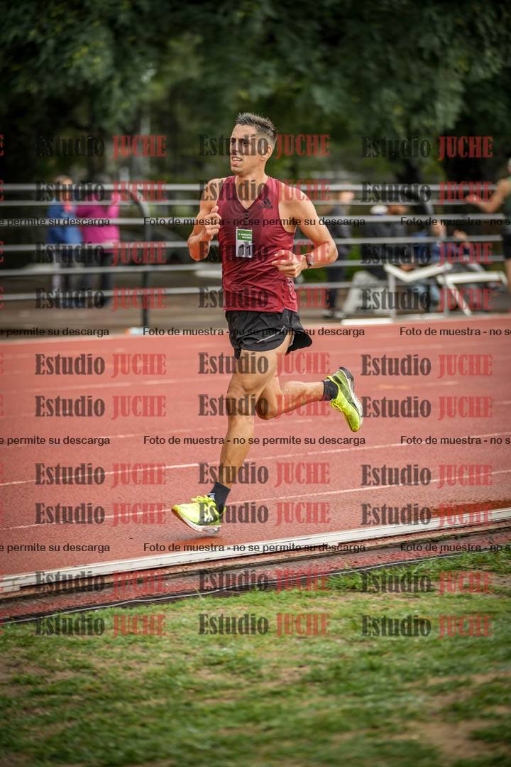 Fotos de los 5000 m de varones - serie 2