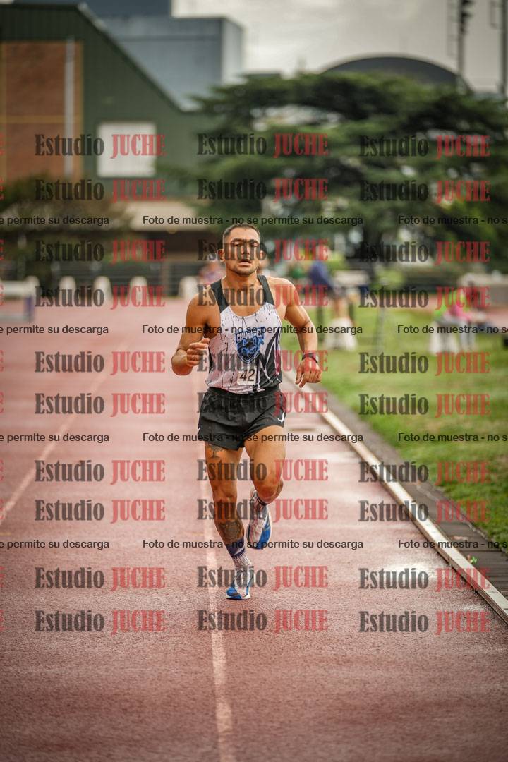 Fotos de los 5000 m de varones - serie 2