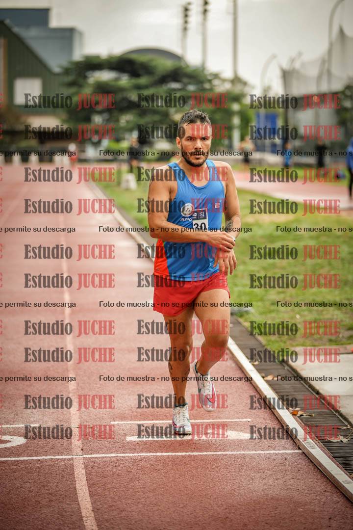 Fotos de los 5000 m de varones - serie 2