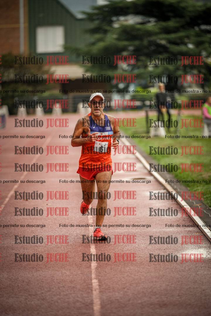 Fotos de los 5000 m de varones - serie 2
