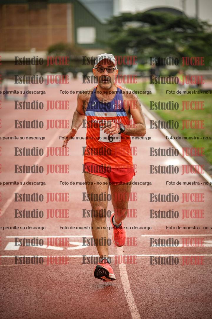 Fotos de los 5000 m de varones - serie 2