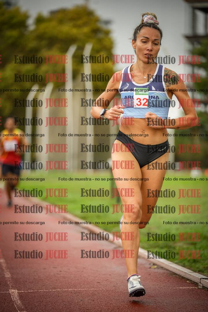 Fotos de los 5000 m de mujeres y varones - serie 3