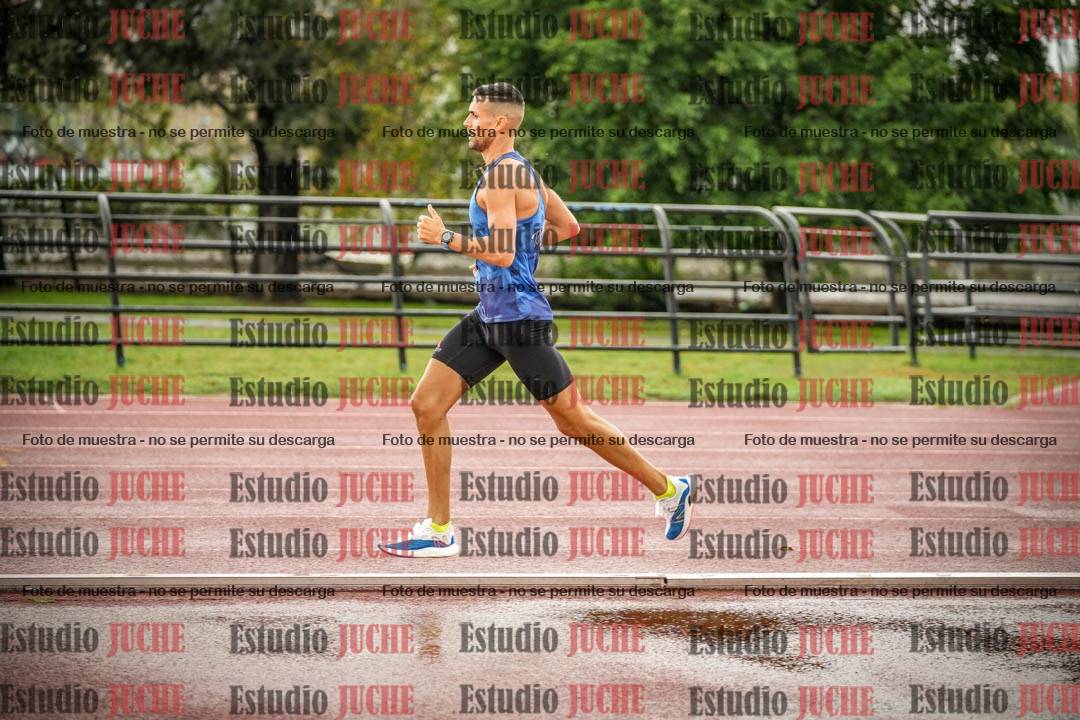 Fotos de los 5000 m de mujeres y varones - serie 3