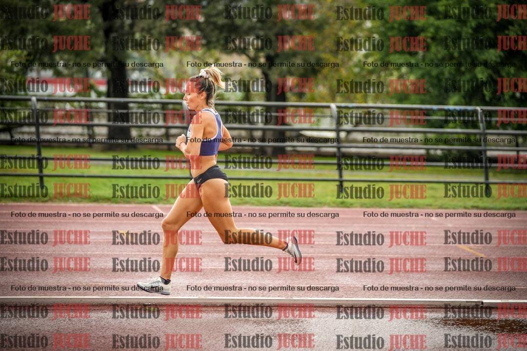 Fotos de los 5000 m de mujeres y varones - serie 3