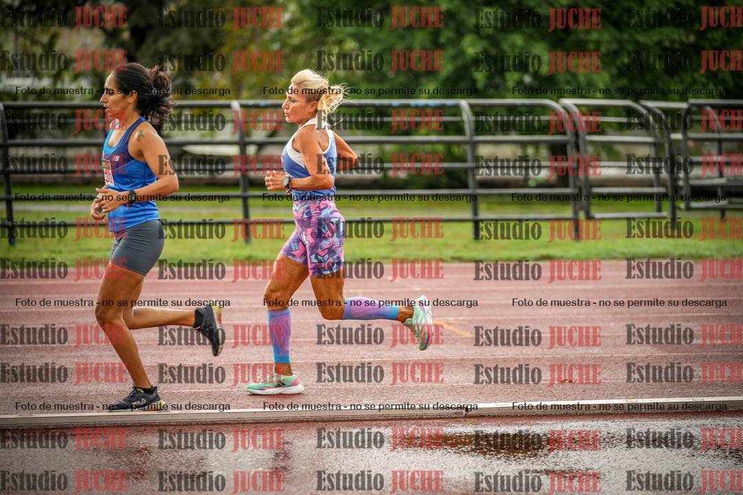 Fotos de los 5000 m de mujeres y varones - serie 3