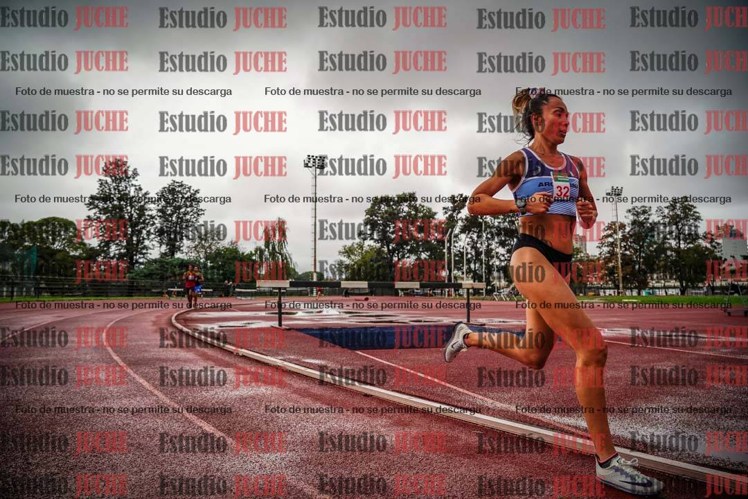 Fotos de los 5000 m de mujeres y varones - serie 3