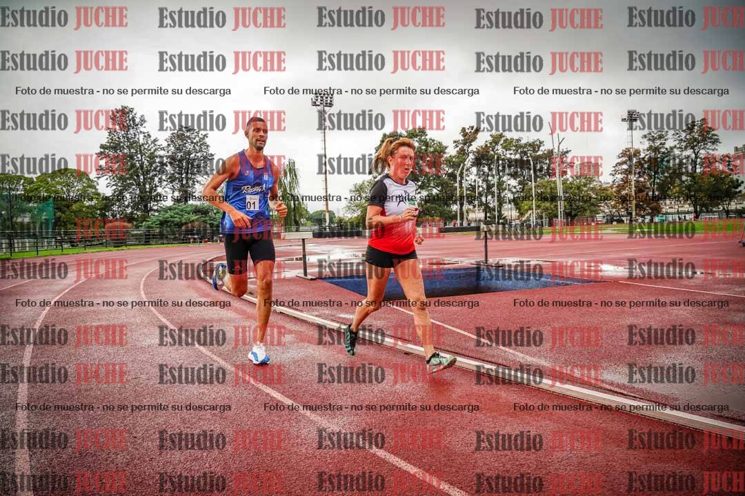Fotos de los 5000 m de mujeres y varones - serie 3