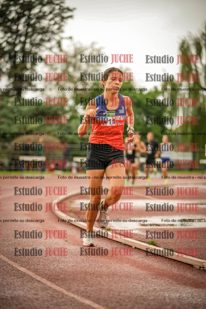 Fotos de los 5000 m de mujeres y varones - serie 3