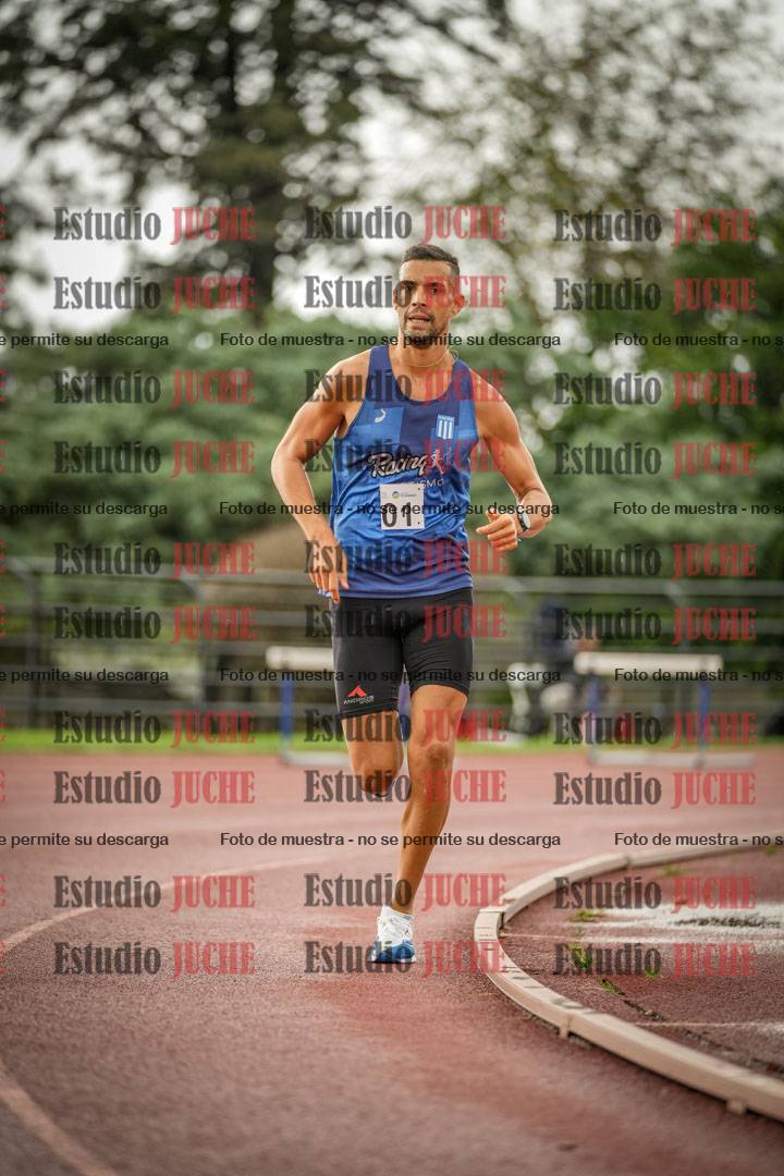 Fotos de los 5000 m de mujeres y varones - serie 3