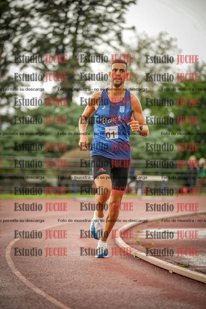 Fotos de los 5000 m de mujeres y varones - serie 3