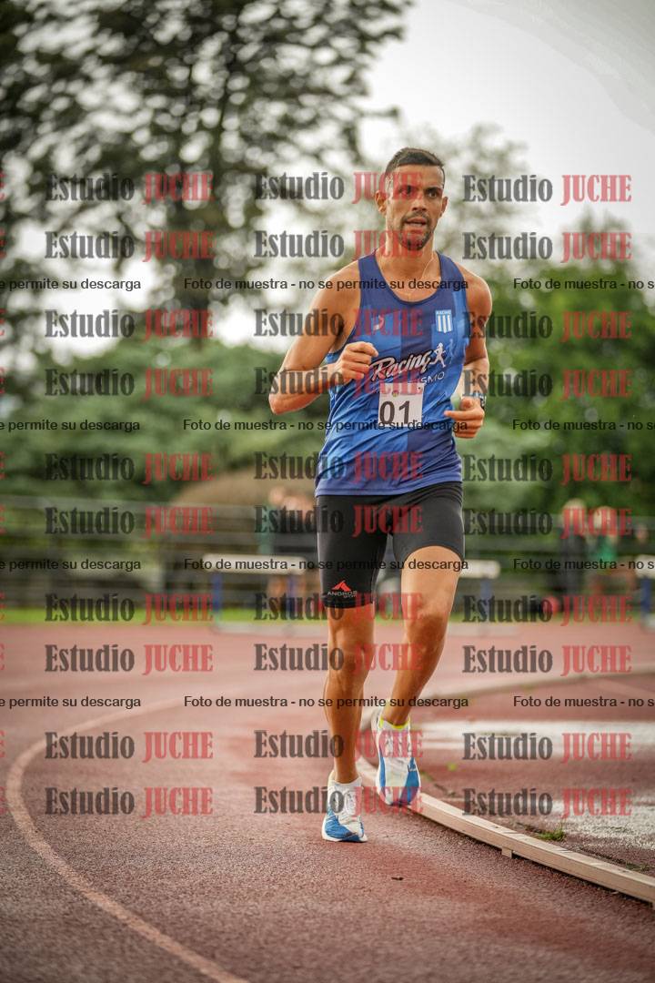 Fotos de los 5000 m de mujeres y varones - serie 3