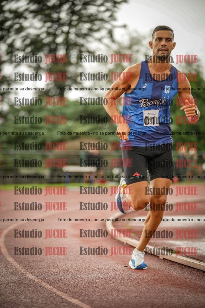 Fotos de los 5000 m de mujeres y varones - serie 3