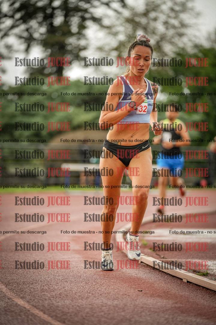 Fotos de los 5000 m de mujeres y varones - serie 3