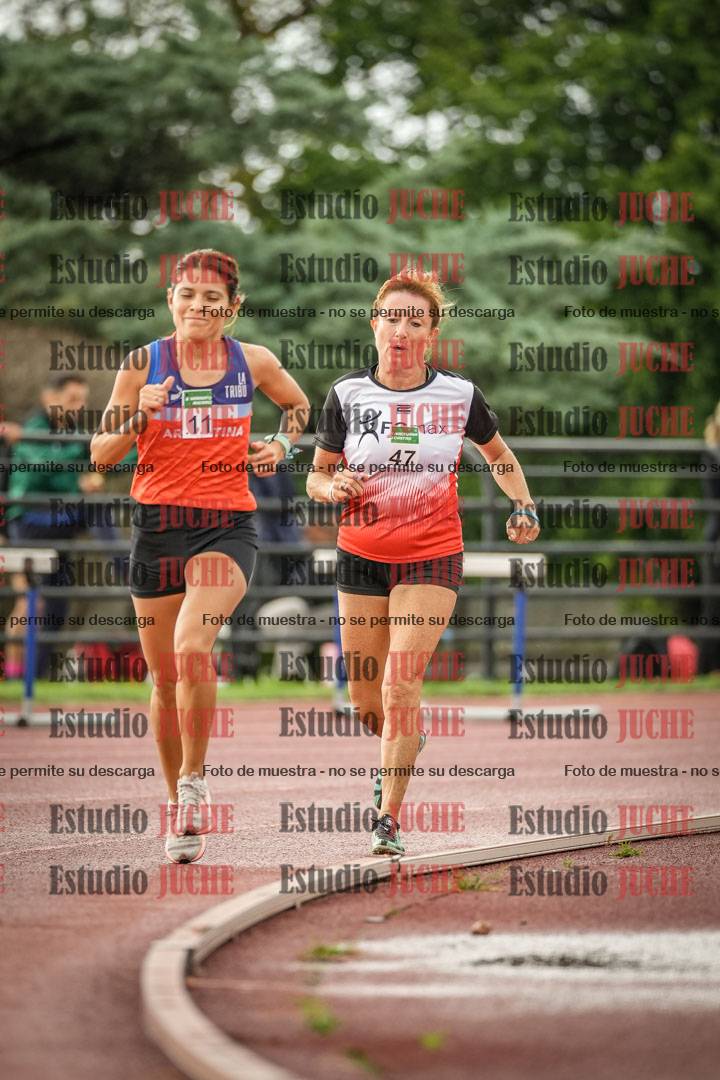 Fotos de los 5000 m de mujeres y varones - serie 3