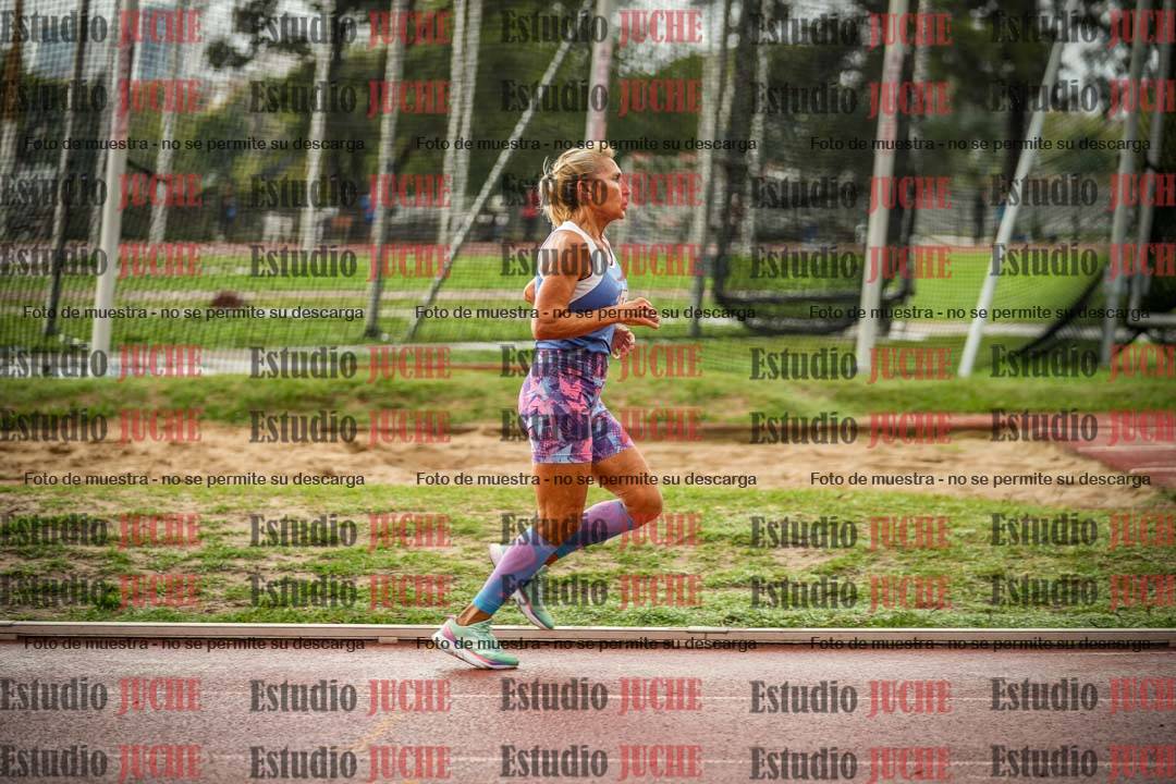 Fotos de los 5000 m de mujeres y varones - serie 3