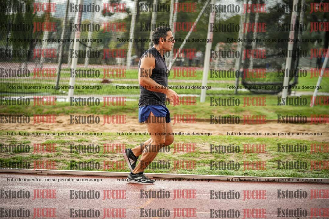 Fotos de los 5000 m de mujeres y varones - serie 3
