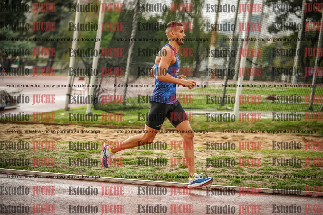Fotos de los 5000 m de mujeres y varones - serie 3