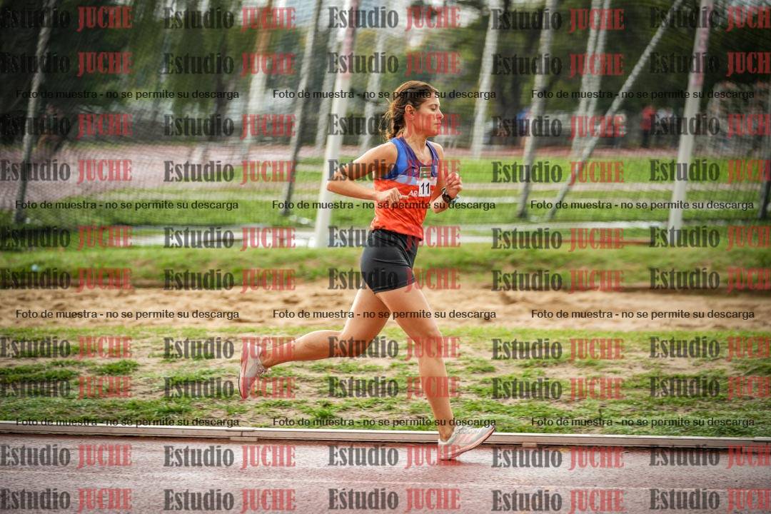 Fotos de los 5000 m de mujeres y varones - serie 3