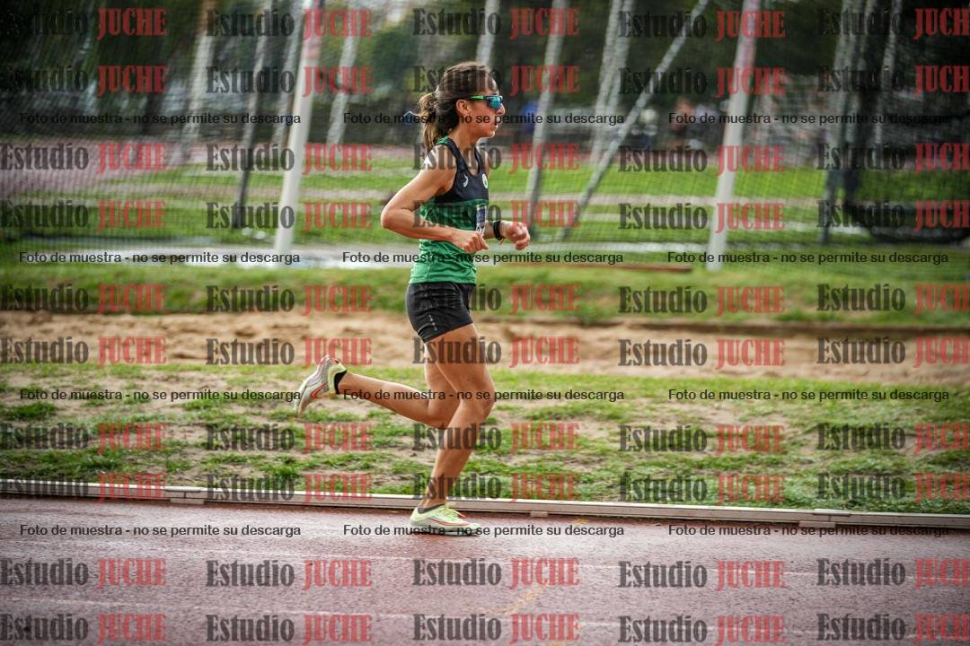 Fotos de los 5000 m de mujeres y varones - serie 3