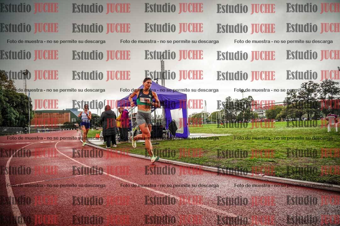 Fotos de los 5000 m de mujeres y varones - serie 3