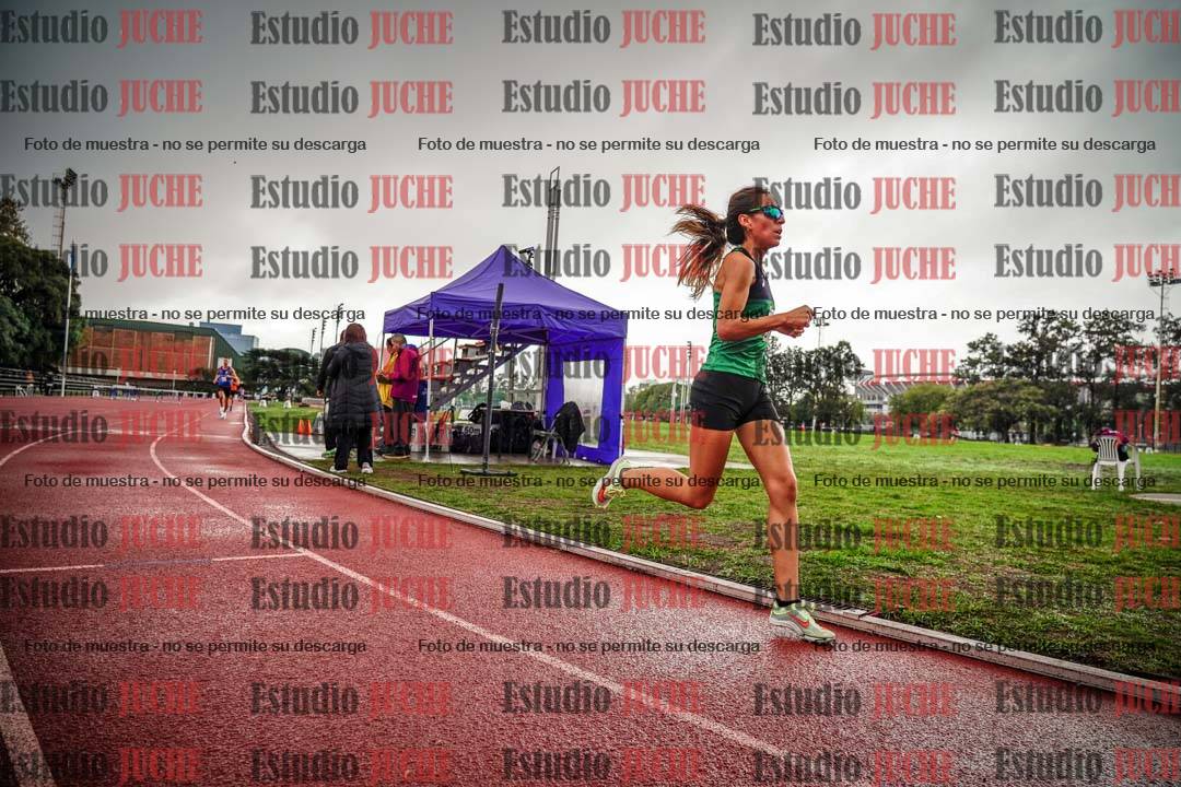 Fotos de los 5000 m de mujeres y varones - serie 3