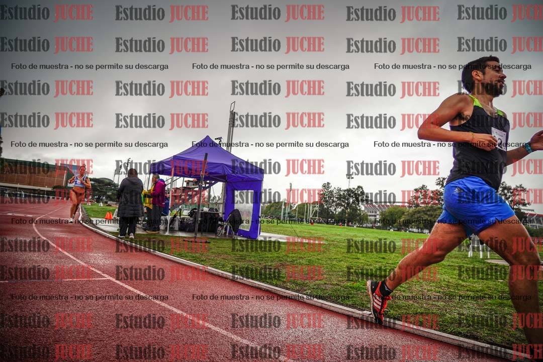 Fotos de los 5000 m de mujeres y varones - serie 3