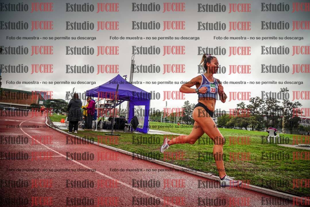 Fotos de los 5000 m de mujeres y varones - serie 3