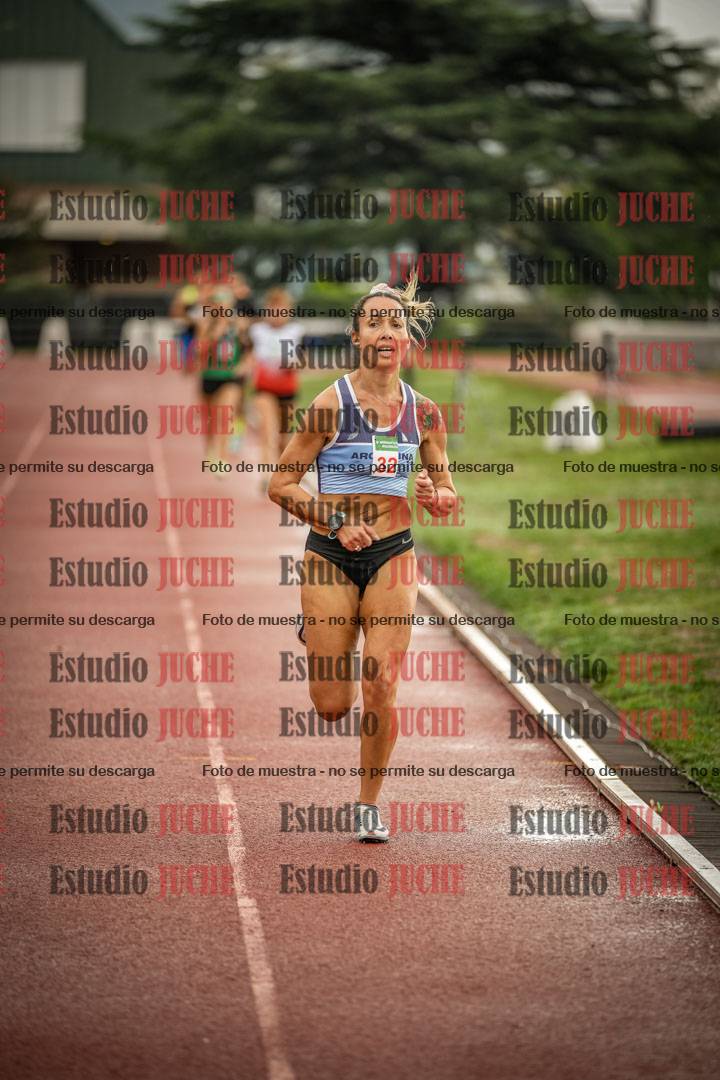 Fotos de los 5000 m de mujeres y varones - serie 3
