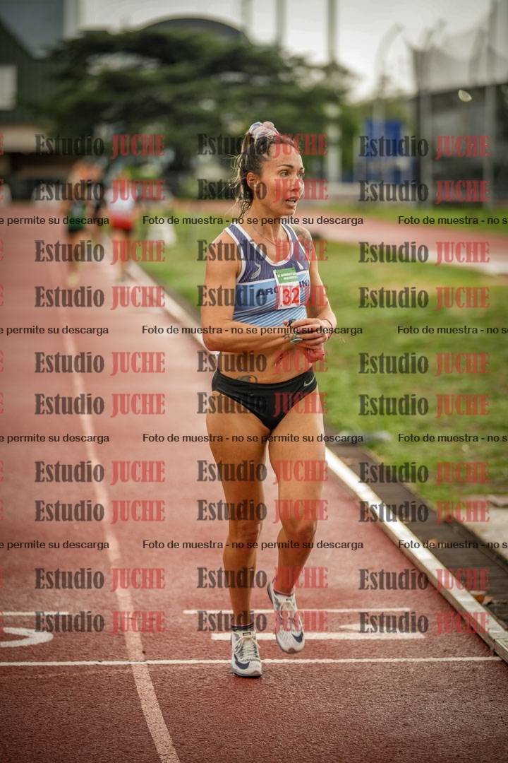 Fotos de los 5000 m de mujeres y varones - serie 3