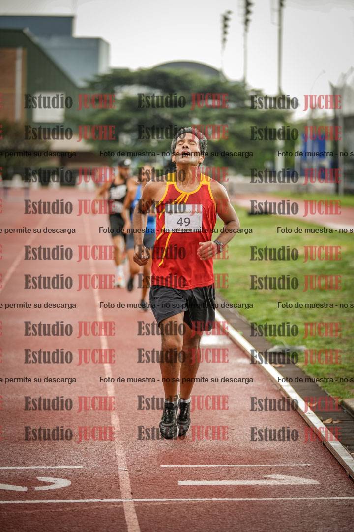 Fotos de los 5000 m de mujeres y varones - serie 3