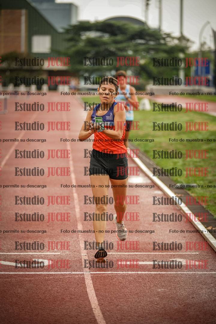 Fotos de los 5000 m de mujeres y varones - serie 3
