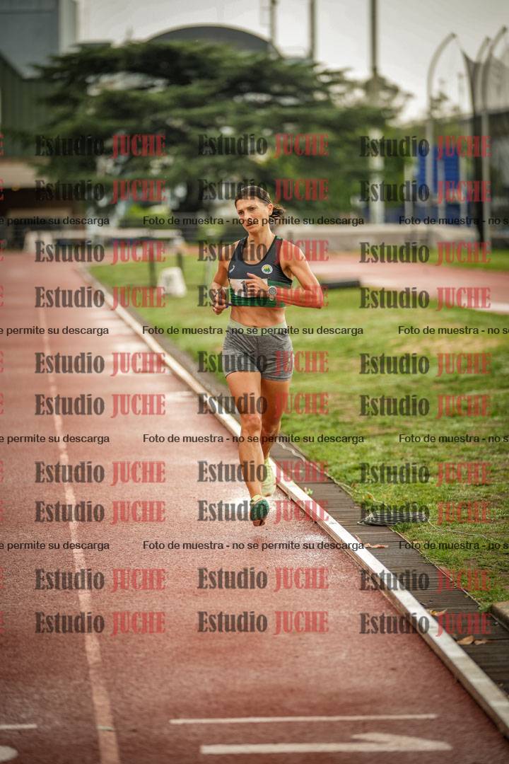 Fotos de los 5000 m de mujeres y varones - serie 3