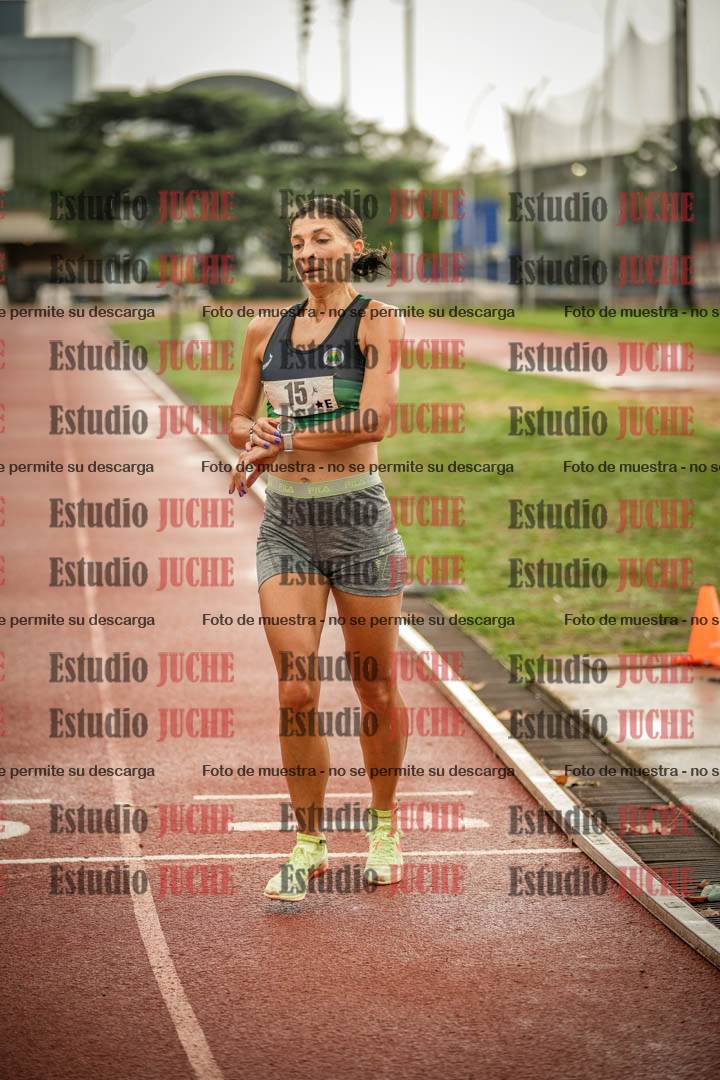 Fotos de los 5000 m de mujeres y varones - serie 3