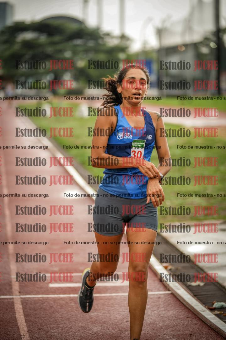 Fotos de los 5000 m de mujeres y varones - serie 3
