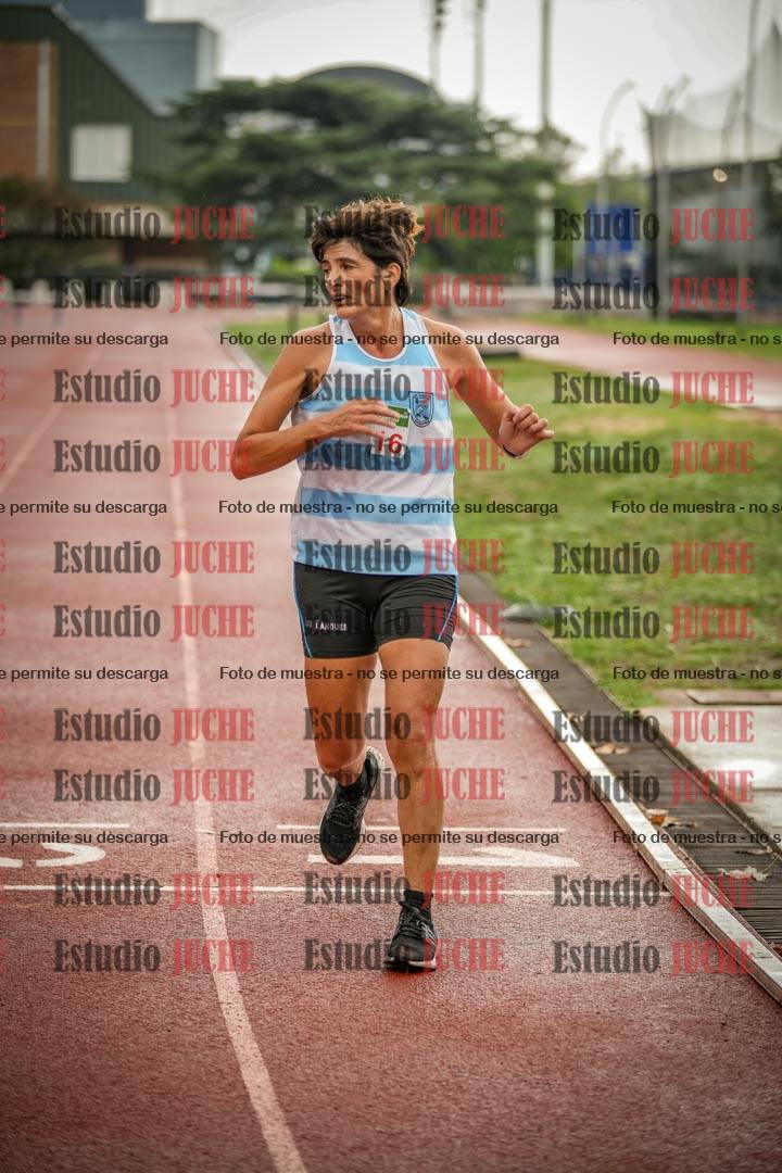 Fotos de los 5000 m de mujeres y varones - serie 3