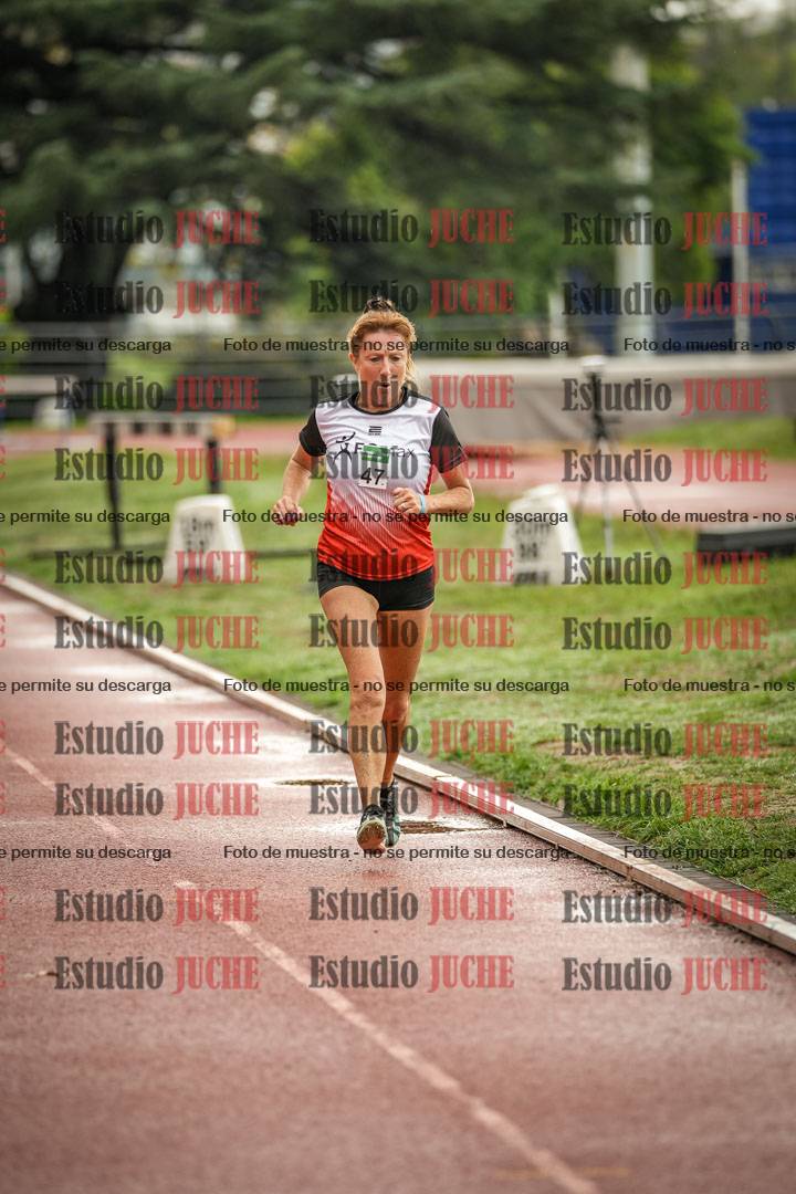 Fotos de los 5000 m de mujeres y varones - serie 3