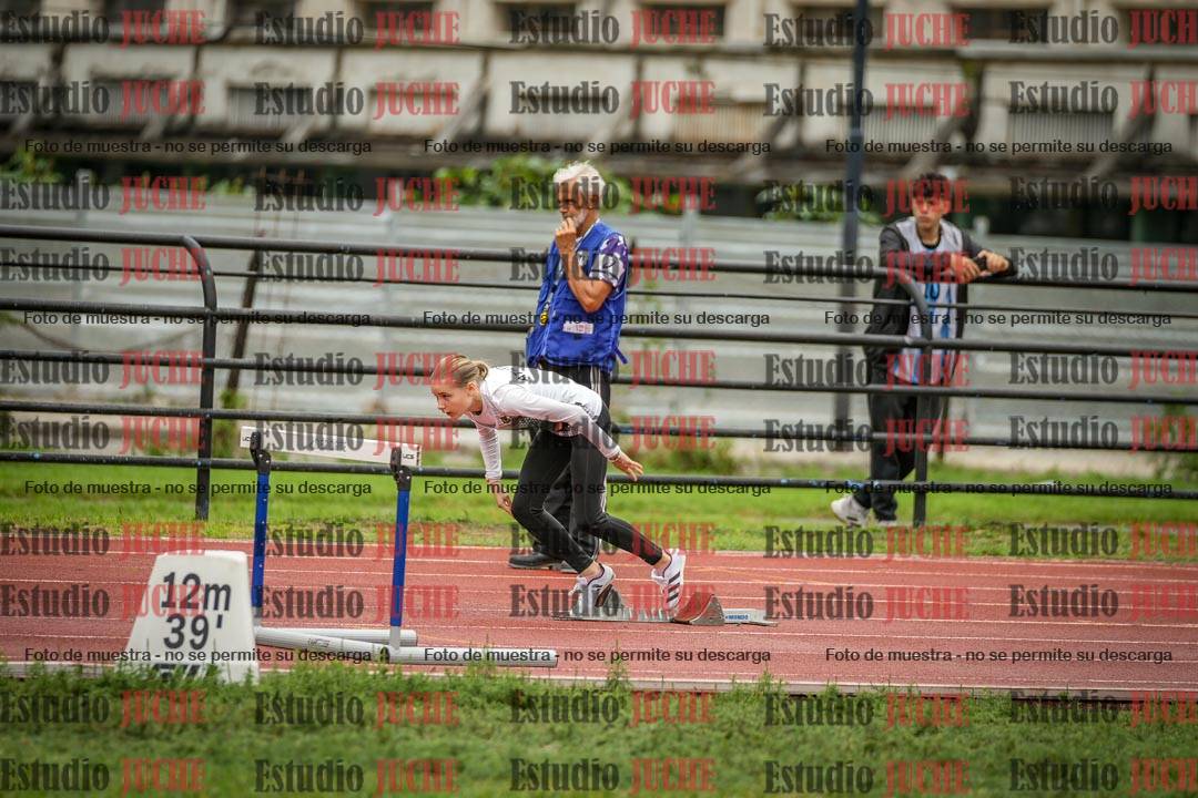 Fotos de los 295 m con vallas de mujeres