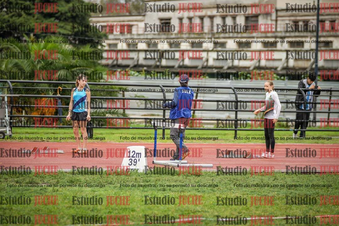 Fotos de los 295 m con vallas de mujeres