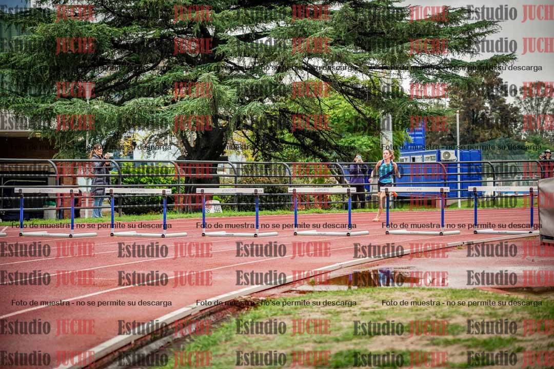 Fotos de los 295 m con vallas de mujeres