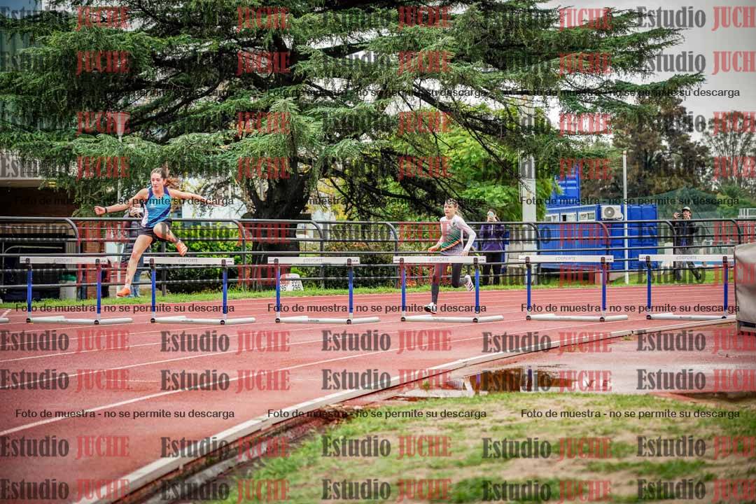 Fotos de los 295 m con vallas de mujeres