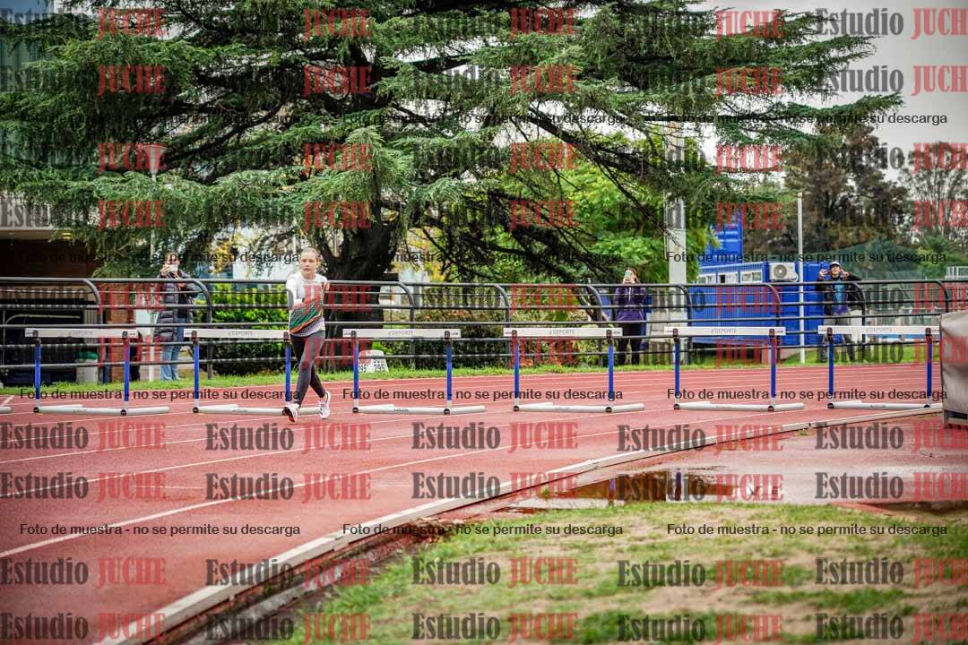 Fotos de los 295 m con vallas de mujeres