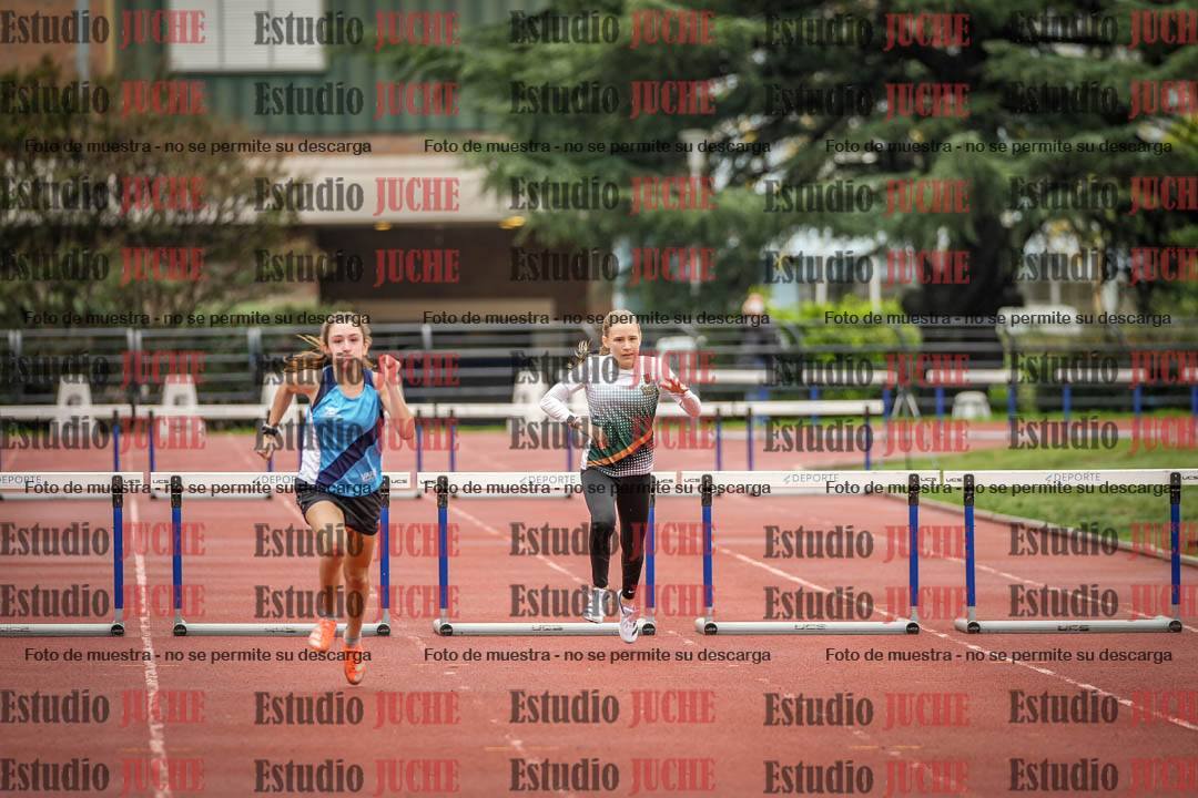 Fotos de los 295 m con vallas de mujeres