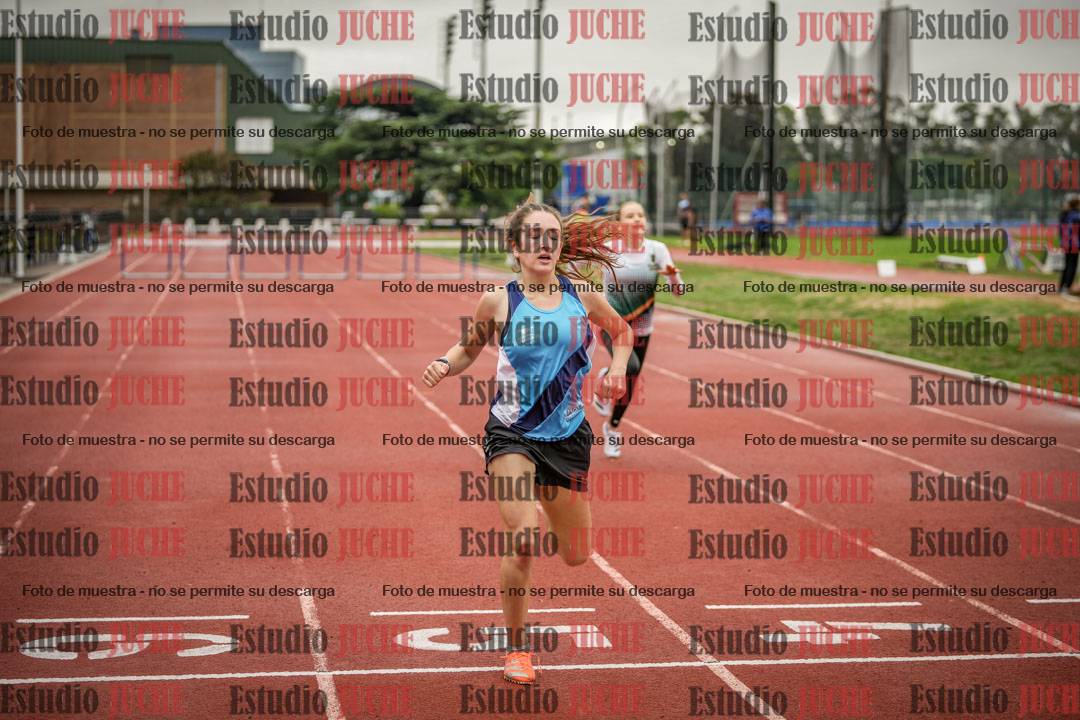 Fotos de los 295 m con vallas de mujeres