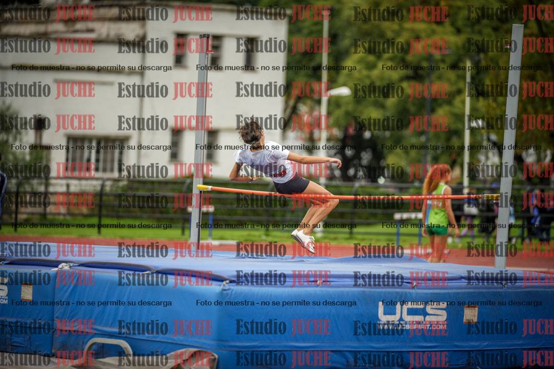 Fotos del salto en alto - incluye todos los grupos