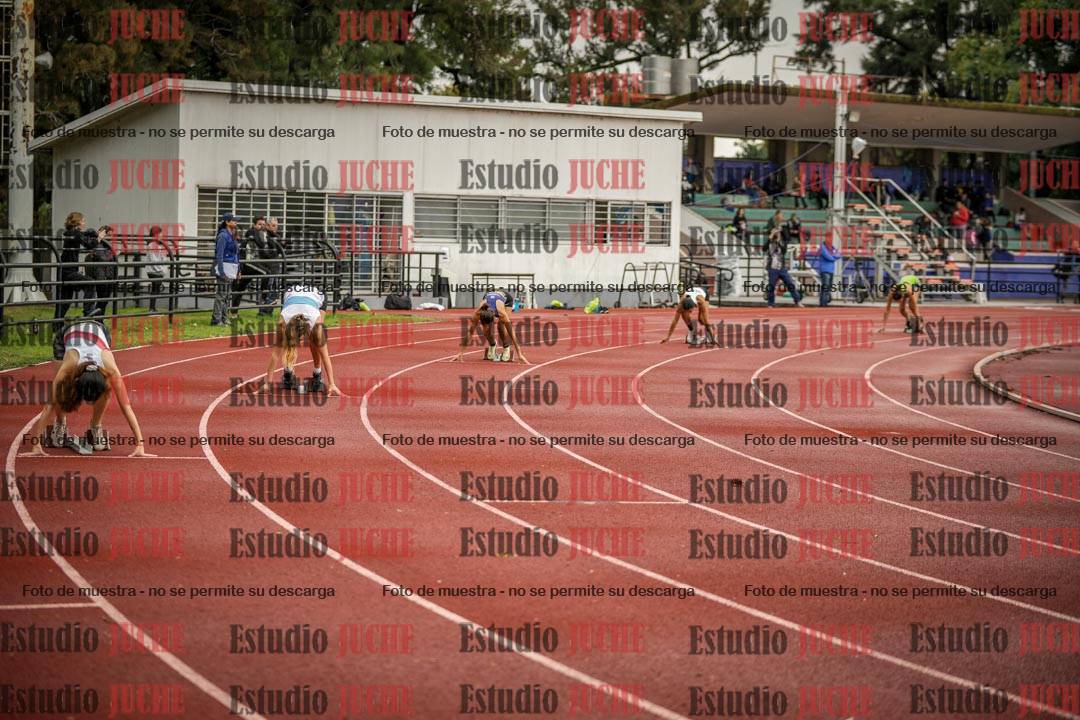 Fotos de los 400 m con vallas de mujeres
