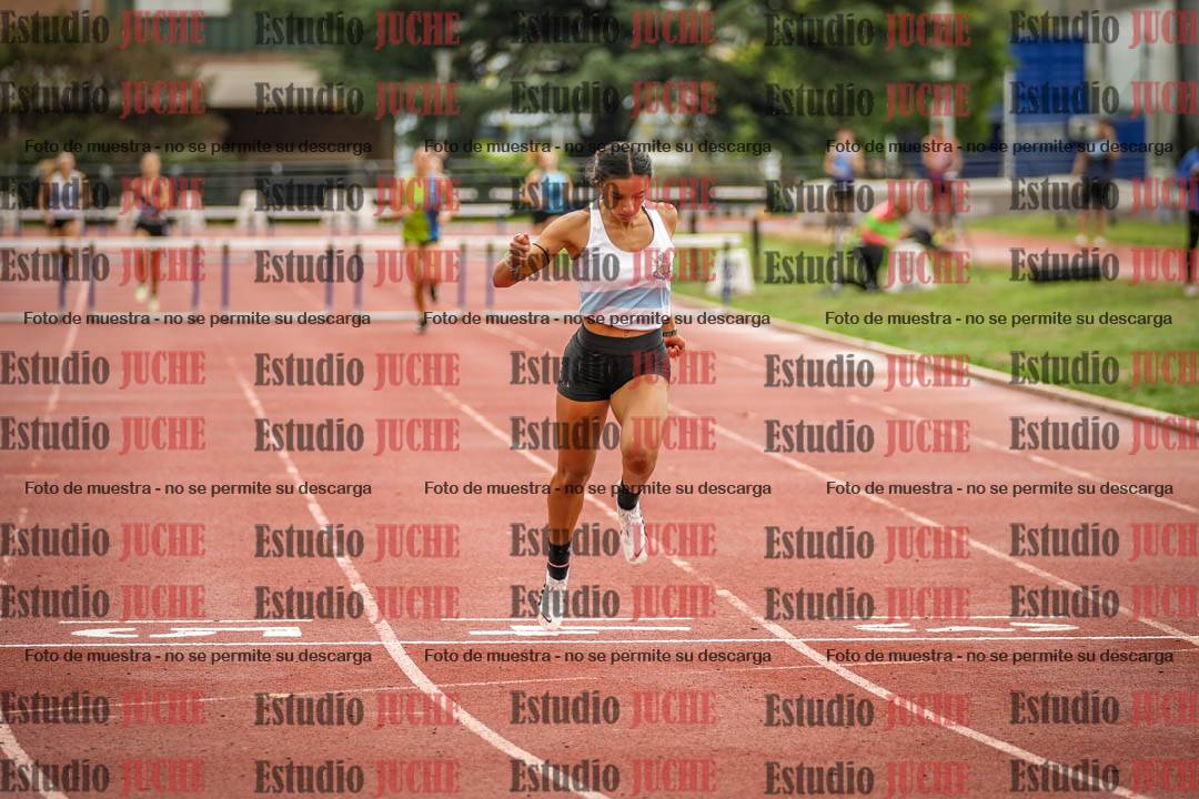 Fotos de los 400 m con vallas de mujeres