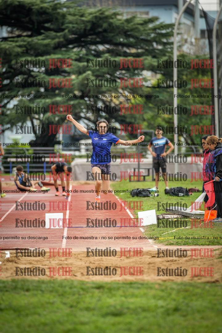 Fotos del salto triple - incluye todas las tandas