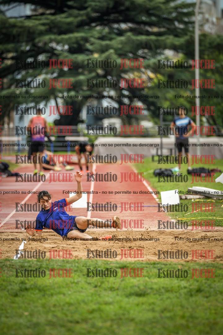 Fotos del salto triple - incluye todas las tandas