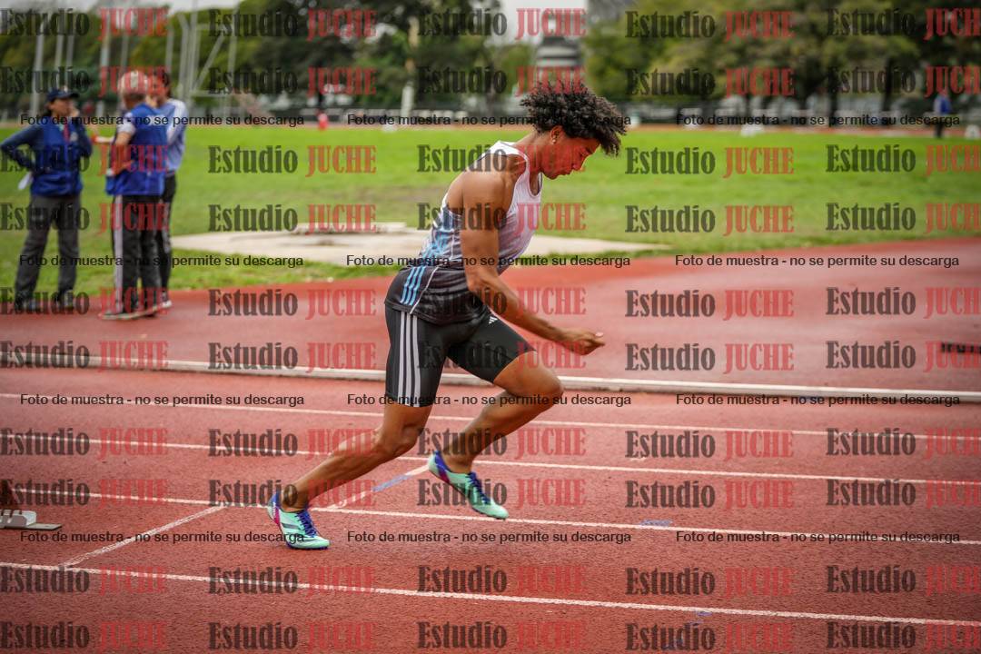 Fotos de los 400 m con vallas de varones