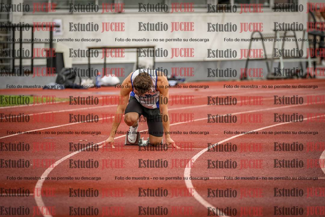 Fotos de los 400 m con vallas de varones